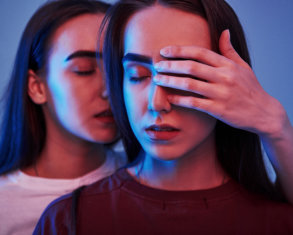 man talking to his psychiatrist